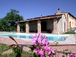 Self catering villa in Tuscany with a swimming pool